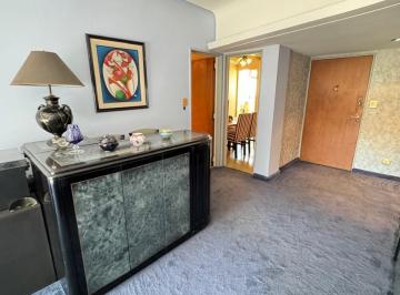 Departamento de 5 ambientes, Villa Crespo · Venta 4 Amb. + Dependendencia - Cid Campeador