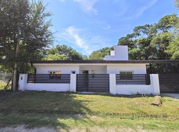 Casa · 96m² · 3 Ambientes · 1 Cochera · Casa en Alta Gracia Venta