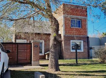 Casa de 3 ambientes, Roldán · Casa Dos Dorm. Roldan Tierra de Sueños 2 Houssay 2719