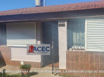 Casa · 130m² · 4 Ambientes · 1 Cochera · Venta - Casa - Zona Sur Rosario - Barrio Acindar