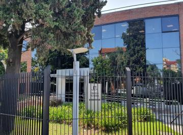 Oficina comercial · 238m² · 7 Ambientes · 8 Cocheras · Oficinas en Venta / Alquiler en Las Lomas de San Isidro