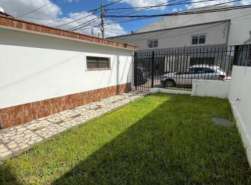 PH · 80m² · 4 Ambientes · 1 Cochera · PH en Carapachay