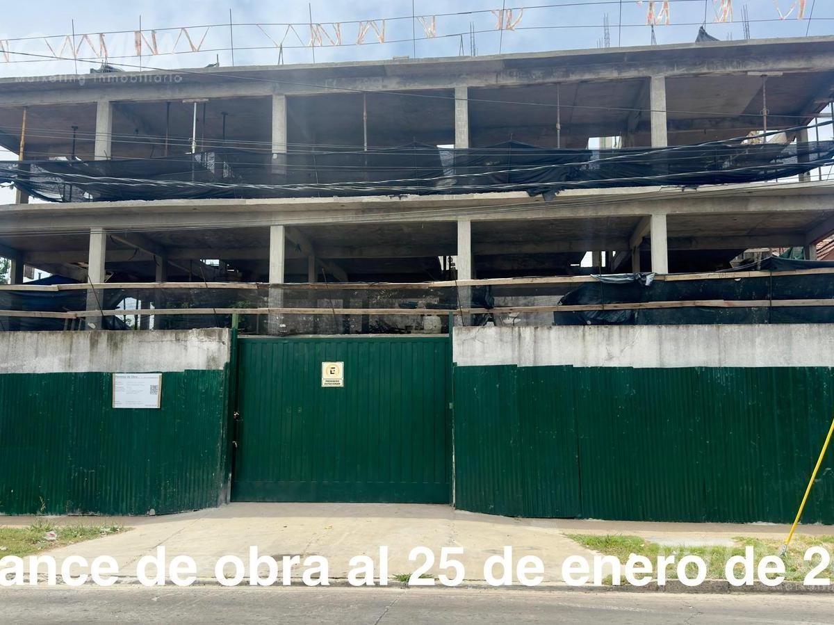 Ugarte al 3800