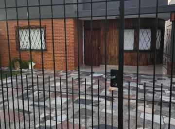 Casa · 80m² · 3 Ambientes · 1 Cochera · Casa en Venta Martinto Al 2000 Wilde