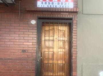 Departamento · 80m² · 3 Ambientes · Departamento PH por Pasillo 3 Amb. C/patio y Terraza - Contrafrente U$s 67.000