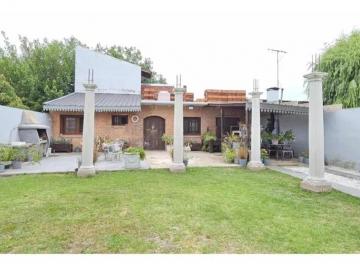 Casa · 115m² · 3 Ambientes · 2 Cocheras · Casa en Venta - 2 Dorm. 1 Baño - 480 m² - General Pacheco
