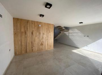 PH · 134m² · 5 Ambientes · 2 Cocheras · Venta de Duplex en Brisas de Manantiales 3 Dorm.