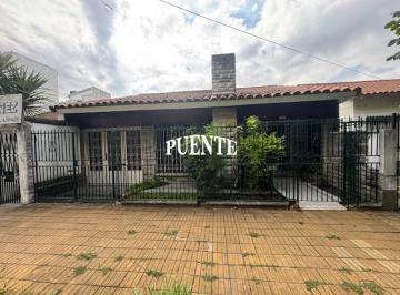 PH · 82m² · 3 Ambientes · 2 Cocheras · PH en Lomas de Zamora Oeste