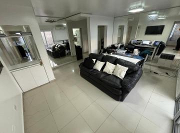 Casa · 190m² · 4 Ambientes · 2 Cocheras · Casa en Venta - 3 Dorm. - Jardin Espinosa