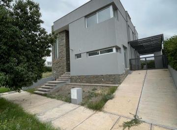Casa de 6 ambientes, Ciudad de Mendoza · Se Vende Casa en Barrio Dalvian