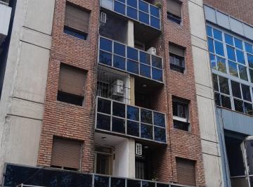 Departamento de 3 ambientes, Córdoba · Venta Departamento 1 Dormitorio B° Centro.