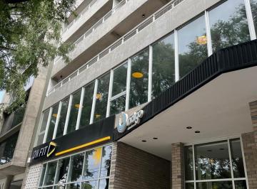 Local comercial · 1200m² · Venta Local con Importante Renta en Parque Paticios