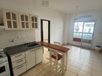 Departamento de 2 ambientes, Avellaneda · Rosetti 109. Primer Piso por Escalera.
