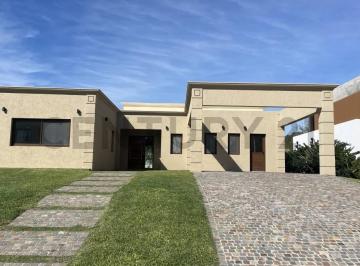 Casa · 184m² · 4 Ambientes · Casa en Venta 4 Ambientes, Apto Credito, La Reserva Cardales, Campana