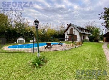 Quinta vacacional · 146m² · 4 Ambientes · 5 Cocheras · Venta Chalet Tipo Quinta en Barrio El Cortijo