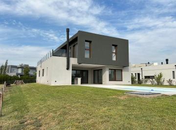 Casa de 4 ambientes, Ezeiza · Casa Minimalista a Estrenar a La Venta Barrio Privado Terralagos Canning Ezeiza