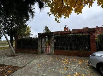 Casa · 380m² · 5 Ambientes · Casa en Venta 4 Dorm.. Villa del Plata