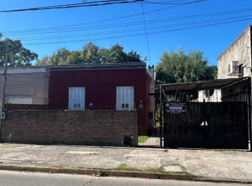 Terreno , Tigre · Lote con Casa a Reciclar en Tigre Centro