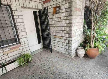 PH de 3 ambientes, La Matanza · PH en Venta de 2 Dorm. C/ Cochera en Ciudad Madero