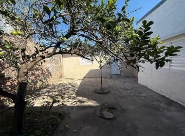 Casa · 156m² · 3 Ambientes · Se Vende Interno Único en Barrio Fomento.