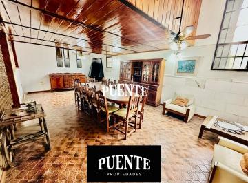 Casa · 145m² · 6 Ambientes · 3 Cocheras · Casa en Ciudad Evita Apta Crédito Hipotecario