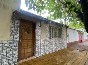 Casa de 8 ambientes, Maipú · Venta Casa + Depto + Local en El Corazon de Maipu