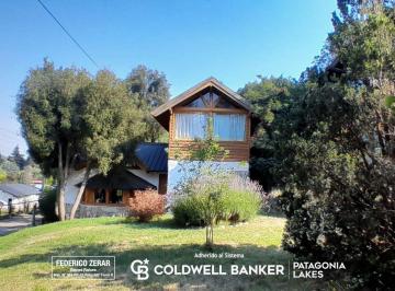 Casa · 183m² · 5 Ambientes · 1 Cochera · Venta Casa en Bariloche Km5 Bustillo a 2 Cuadras del Lago Nahuel Huapi