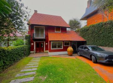 Casa · 300m² · 5 Ambientes · Casa en Venta en Punta Chica, San Isidro, G. B. a. Zona Norte