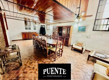 Casa · 145m² · 6 Ambientes · 3 Cocheras · Casa en Ciudad Evita Apta Crédito Hipotecario