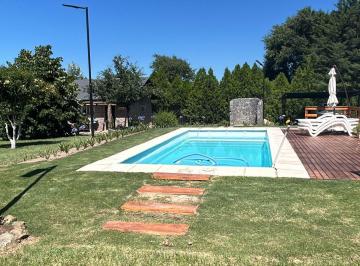 Casa · 120m² · 2 Ambientes · 2 Cocheras · Cabaña 2 Amb Amplios, Totalmente Equipada en Villa General B
