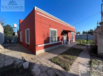 Casa de 4 ambientes, Brandsen · Casa 120 m² Calle Victor Manuel, Brandsen, Provincia de Buenos Aires.