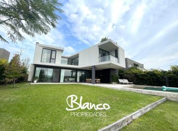 Casa · 215m² · 4 Ambientes · 2 Cocheras · Casa en Venta en El Cantón, Barrio Islas, Escobar, G. B. a. Zona Norte