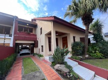 Casa · 111m² · 4 Ambientes · 3 Cocheras · Casa - 3 Ambientes - San Antonio de Padua