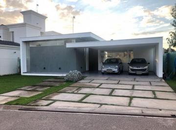 Casa · 210m² · 2 Ambientes · 2 Cocheras · Casa Barrio Las Cortaderas II