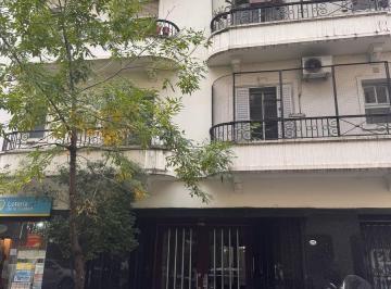 Departamento · 76m² · 3 Ambientes · Departamento en Venta 3 Amb Interno C/dependencia y Patio