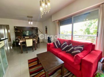 Departamento de 3 ambientes, Moreno · Venta Departamento 3 Ambientes en Moreno Centro con Cochera