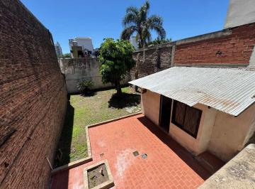 Terreno · 80m² · Casa a Refaccionar 223 m² C/jardin, Santos Lugares