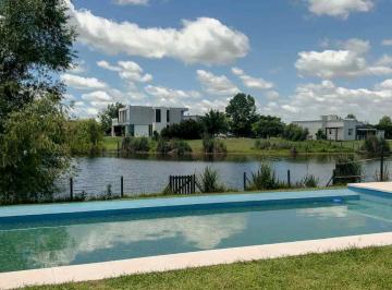 Casa · 221m² · 4 Ambientes · La Mejor Casa a La Venta El Cantón Norte Al Agua