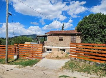 Casa · 160m² · 4 Ambientes · Venta Casa con Departamento Carlos Paz