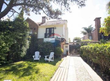 Casa · 118m² · 5 Ambientes · 4 Cocheras · Venta Casa 3 Dorm. 2 Baños en Pinar Sur