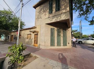 Casa · 270m² · 8 Ambientes · Dos Casas en Una