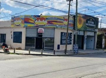 Bodega-Galpón · 240m² · Venta Galpón con Vivienda en Troncos del Talar de Pacheco, Tigre