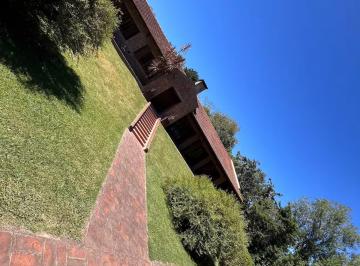 Casa de 9 ambientes, Chivilcoy · Las Araucarias