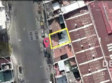 Terreno · 760m² · Excelente Lote Ubicado Sobre Av Jujuy Al 1700.