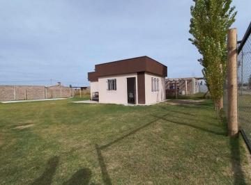 Casa · 36m² · 2 Ambientes · Venta Lote con Casa y Piscina Corralitos Gllèn
