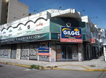 Local comercial · 180m² · Alquiler Local 180 m² en Ciudadela en 2 Ptas. Buen Estado