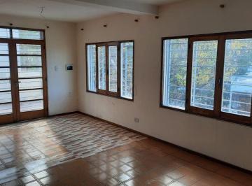 Departamento · 130m² · 4 Ambientes · 1 Cochera · Alquilo Excepcional Piso Céntrico en San Rafael