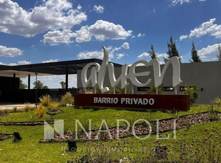 Terreno · 900m²