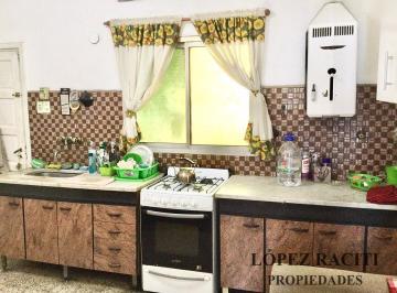Casa · 176m² · 3 Ambientes · 2 Cocheras · Venta Casa 3 Amb Garage y Local a m Av S. Martín, Lanús o
