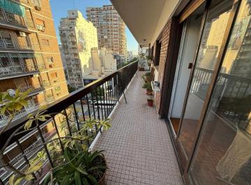 Departamento · 92m² · 4 Ambientes · Excelente Ubicación, 4 Ambientes Amplio y Luminoso